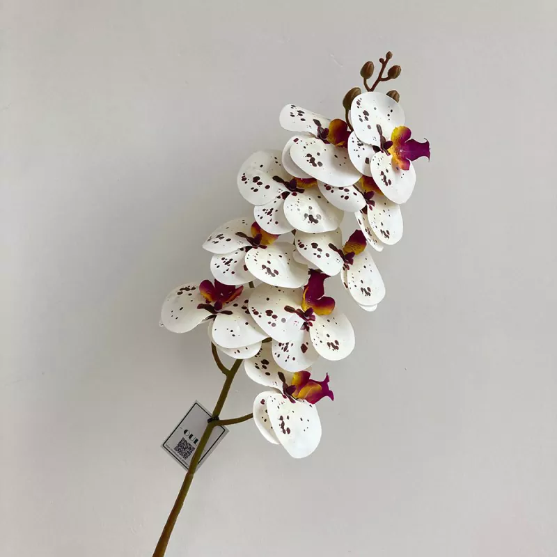 silk orchid centerpiece for wedding